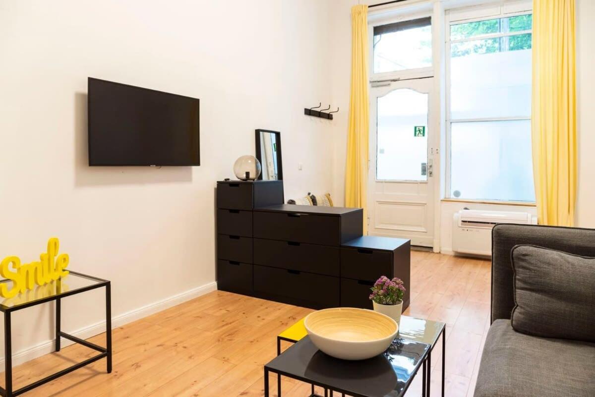 Spacious Two Br Plus Ac Plus Selfcheckin Berlin Ngoại thất bức ảnh